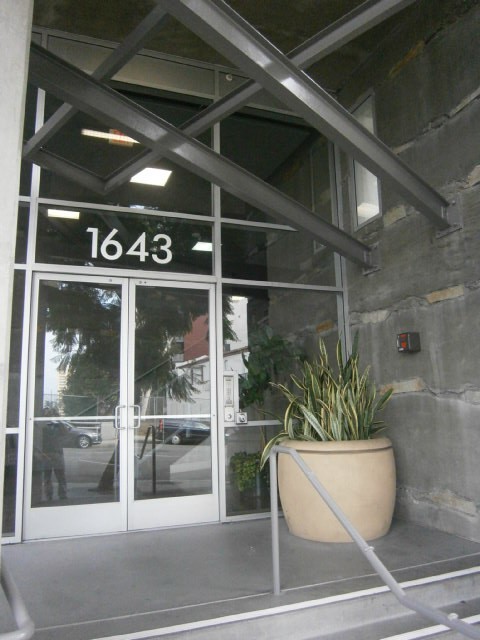 2 Bed/2 Bath Condo in Downtown San Diego