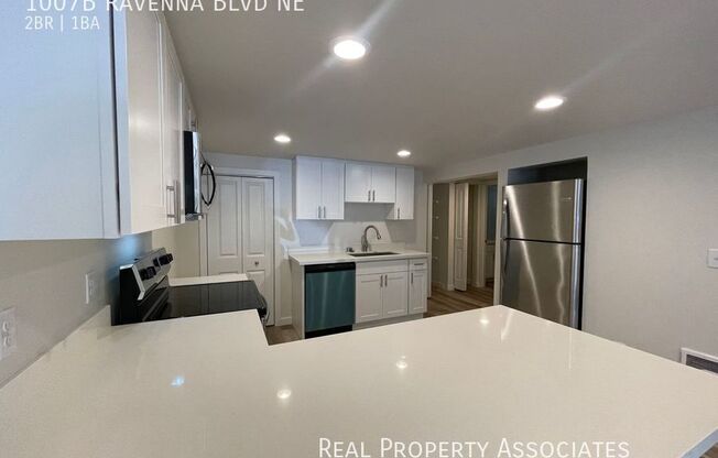 1007 B RAVENNA BLVD NE