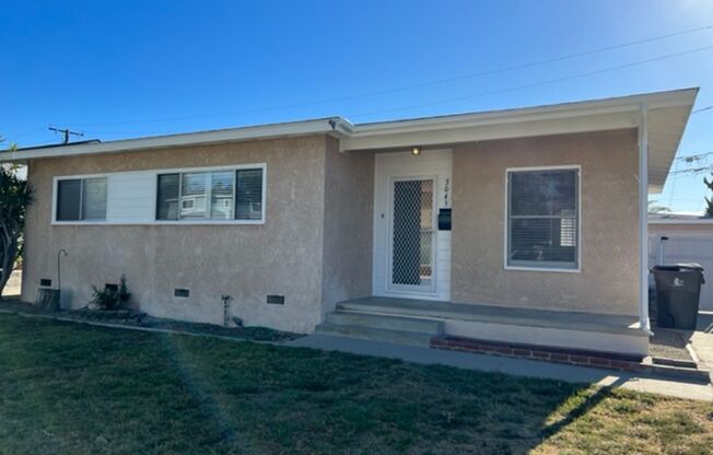 South of Conant Home with 3 Bedrooms, 1 bath and beautiful Hardwood Floors!