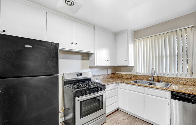 1 Bedroom 1 Bathroom- South Pasadena