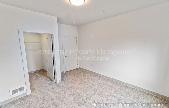 1 bed, 1 bath, 1,003 sqft, $1,450, Unit A206