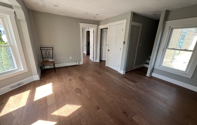 50 W MAIN ST