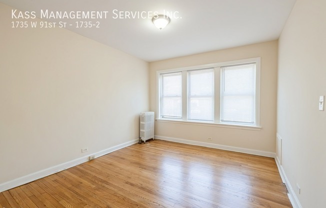 1735 W 91 ST