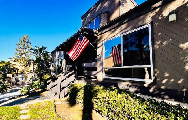 1 bed, 1 bath, $2,150, Unit E3