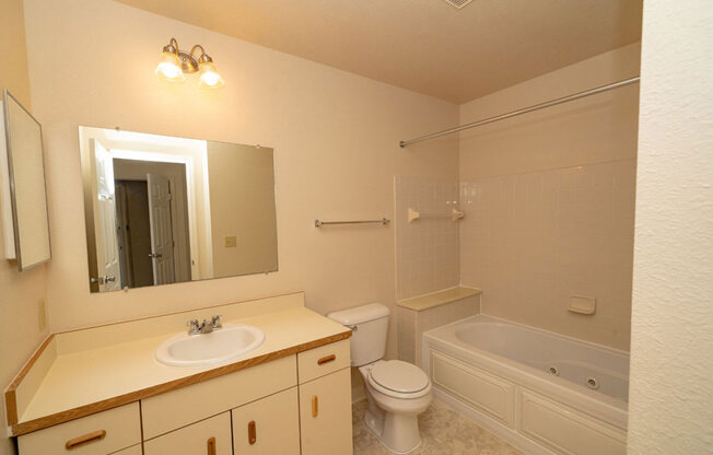 Spa Inspired Bathroom at Autumn Lakes Apartments and Townhomes, Indiana