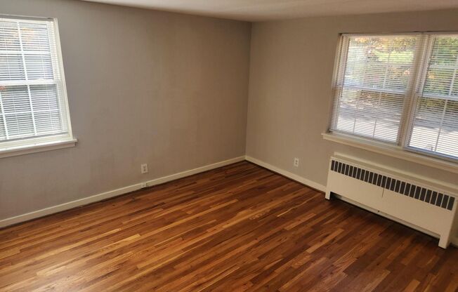 1 bed, 1 bath, 663 sqft, $2,050, Unit D-16