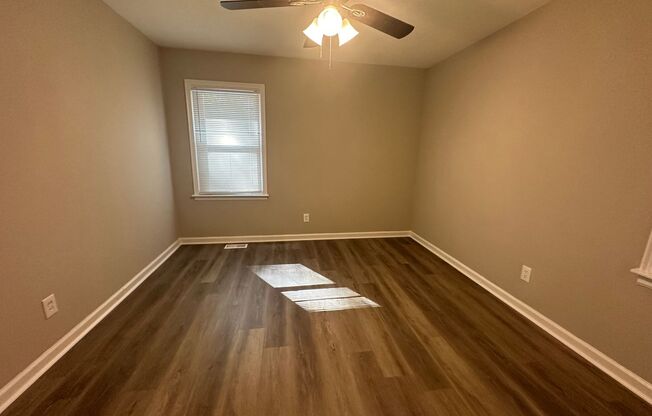 2 beds, 1 bath, $1,495