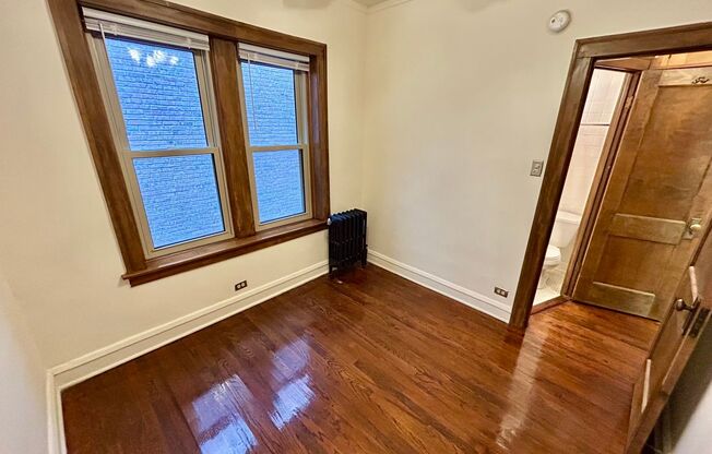 1 bed, 1 bath, 425 sqft, $1,865, Unit 233-220