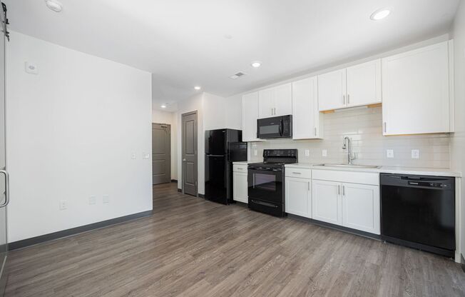 1 bed, 1 bath, 496 sqft, $1,125, Unit 622