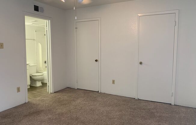 1 bed, 1 bath, 640 sqft, $885, Unit 0710