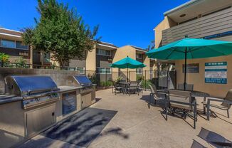 1 bed, 1 bath, $2,195, Unit 48