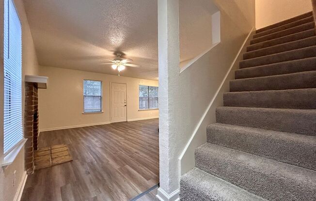 2 beds, 2.5 baths, 1,030 sqft, $1,575, Unit B