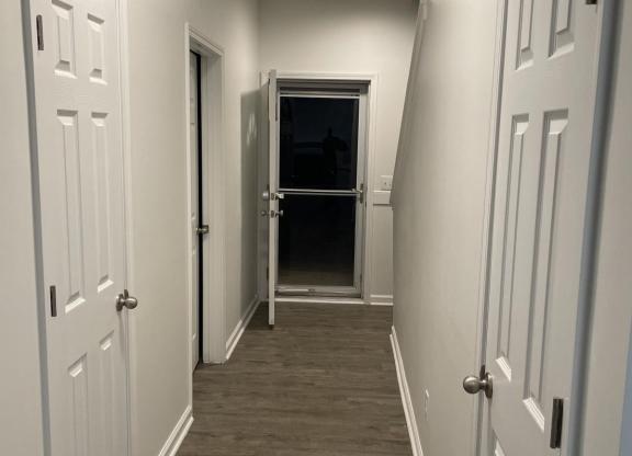 106 BASSET HALL DR