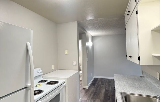 1 bed, 1 bath, 536 sqft, $1,175, Unit 9