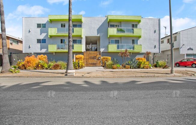 1 bed, 1 bath, $1,999, Unit Unit #19 (1/1)