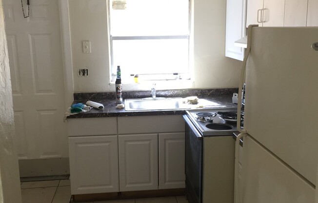 3 beds, 1.5 baths, $1,995