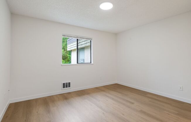 2 beds, 2 baths, 1,100 sqft, $2,095, Unit 402