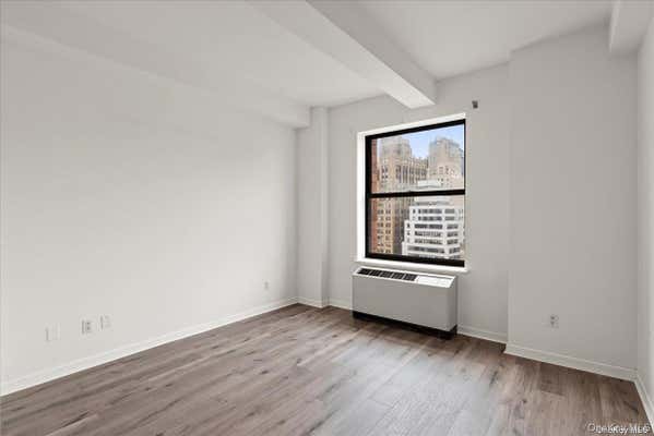 Studio, 1 bath, 400 sqft, $3,150, Unit 32F