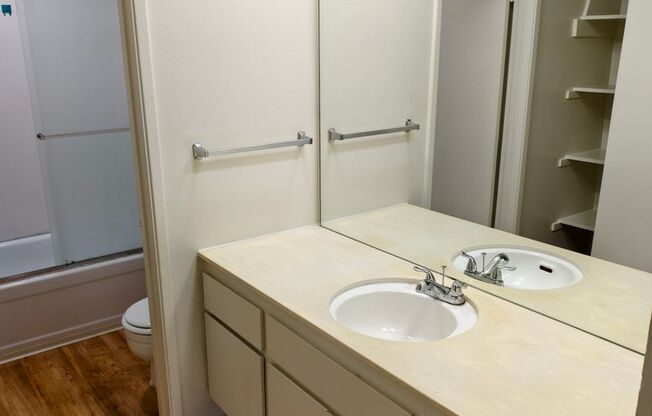 1 bed, 1 bath, 531 sqft, $1,600, Unit 161122