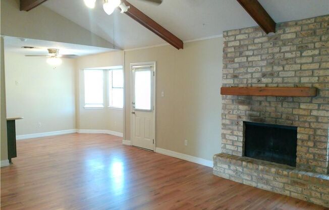 538 Vega - 4/Bed 2/Bath - $1925/month