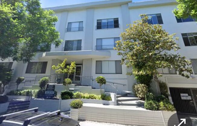 Peerless Apartments