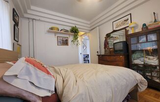 1 bed, 1 bath, $1,095, Unit 110