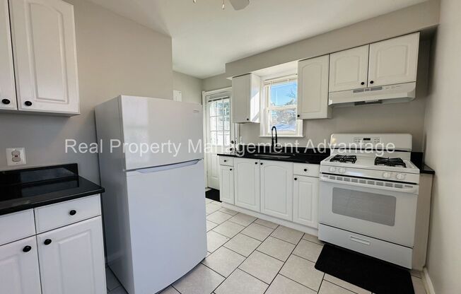 2 beds, 1 bath, $1,345