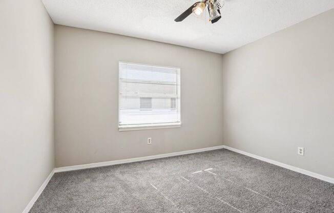 2 beds, 1 bath, 950 sqft, $1,199, Unit 3730-201 (D)