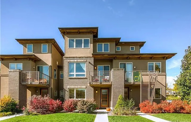 STUNNING 3-LEVEL LUXURYTOWNHOME NEAR SLOAN'S LAKE! ROOFTOP DECK + 2-CAR GARAGE!