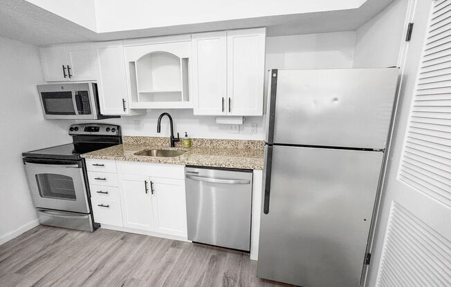 2 beds, 2 baths, 700 sqft, $1,395, Unit BLDG 1032 - APT 207
