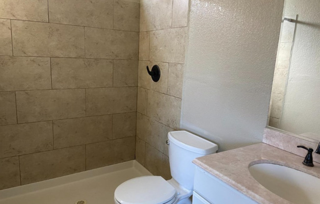 700 Lacross Ct, Modesto CA