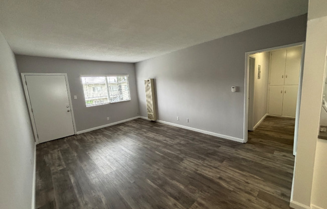 3313 W ARTESIA BLVD