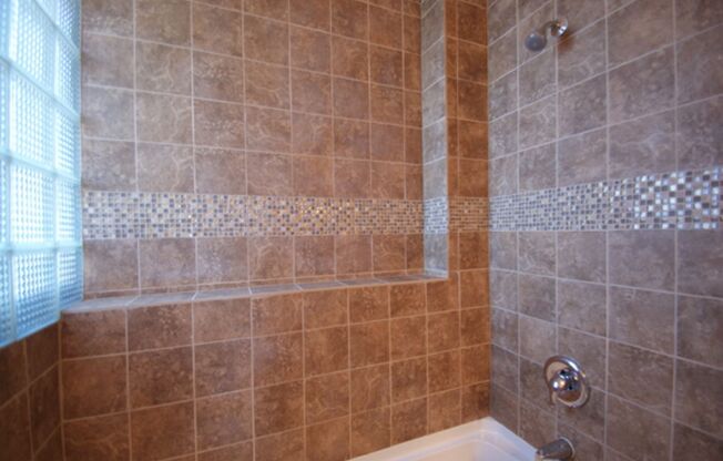 2 beds, 2 baths, 1,250 sqft, $1,695, Unit Unit 304 B1250