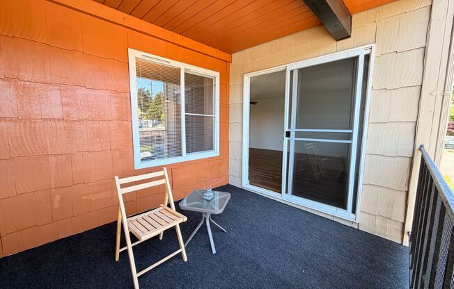 2 beds, 1.5 baths, 950 sqft, $2,275, Unit 237