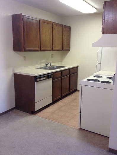 2 beds, 1 bath, 768 sqft, $1,245, Unit 202