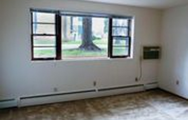 8209 West 30th 1/2 St. (Saint Louis Park)