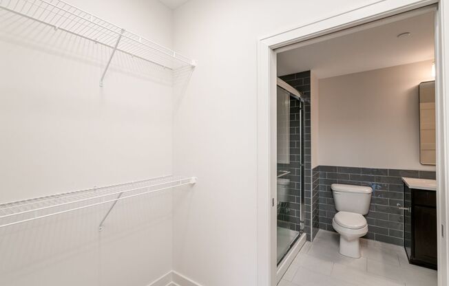 2 beds, 2 baths, 785 sqft, $1,950, Unit 1050 N 4th St. Apt. 206