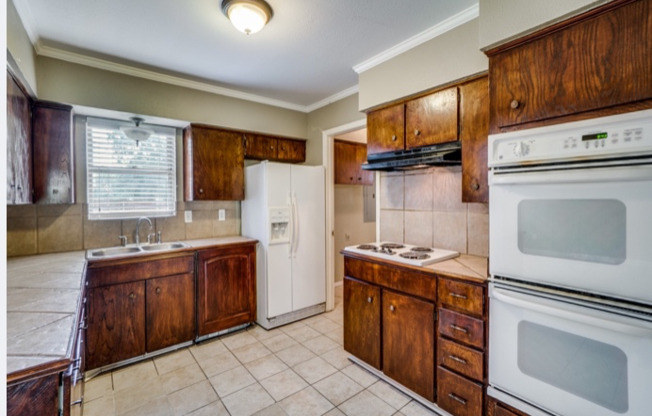 11227 Drummond Dr