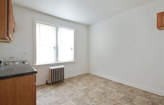 8256 S Loomis