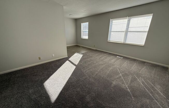 1 bed, 1 bath, 714 sqft, $750, Unit 4962 Tippecanoe