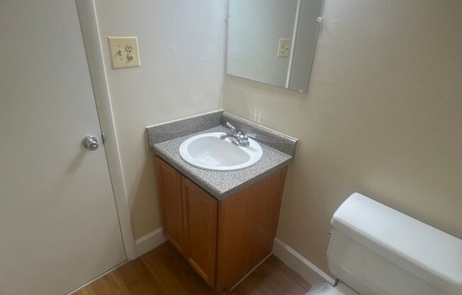 2 beds, 1.5 baths, 1,050 sqft, $1,930, Unit 3347 #104
