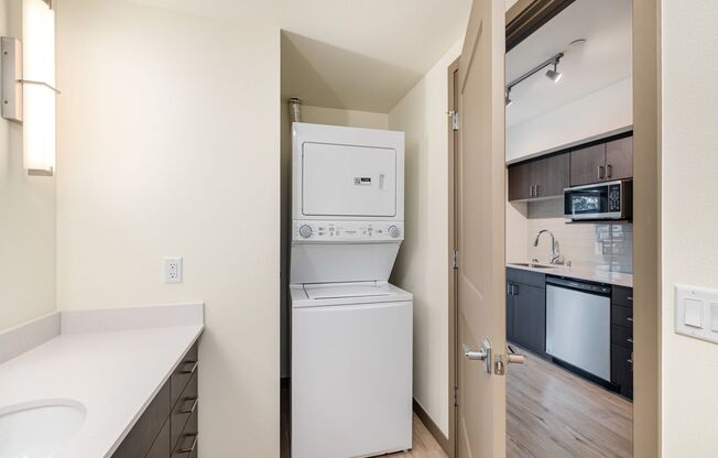 1 bed, 1 bath, $1,645, Unit Unit B204