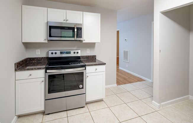 2 beds, 1 bath, $1,200