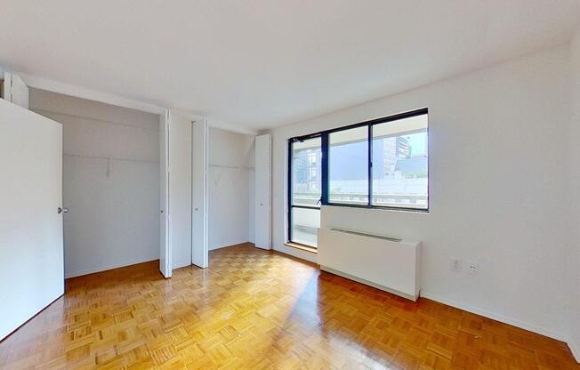 2 beds, 1.5 baths, 839 sqft, $6,195, Unit TH-6