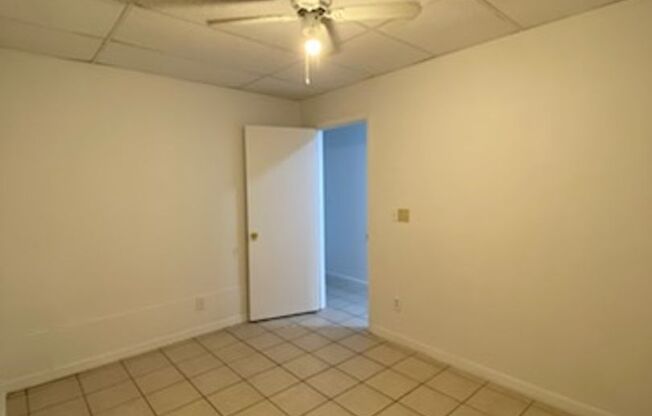 2 beds, 1 bath, 650 sqft, $1,600, Unit 401 Colonia Ln, E. #M