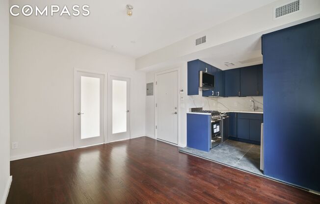 2 beds, 1 bath, $4,500, Unit 1