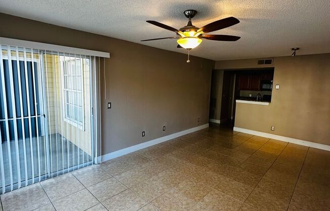 1 bed, 1 bath, $1,400, Unit UNIT 3413