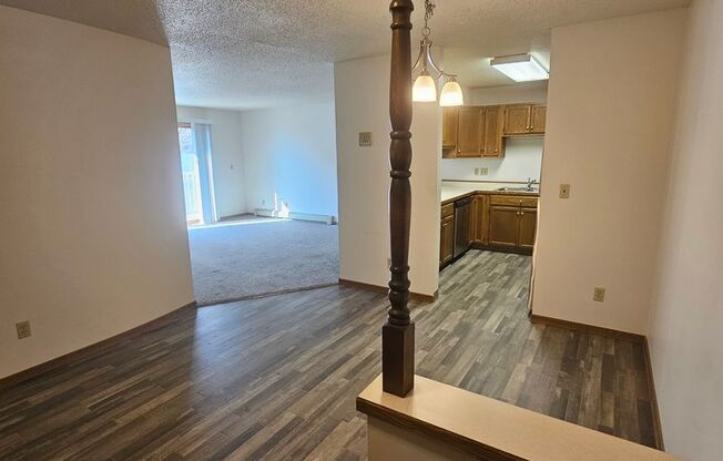 2 beds, 1 bath, 936 sqft, $1,000, Unit 313