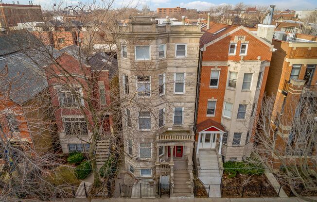 2318 N. Southport