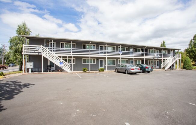 Silver Creek Apartments